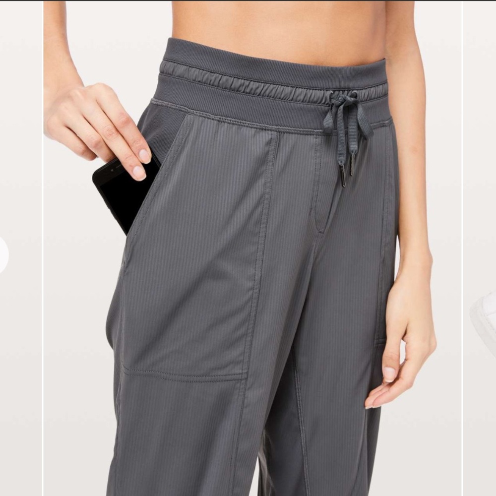 lululemon Dance Studio Crop *25” Titanium Gray Sz 4 - Picture 3 of 14